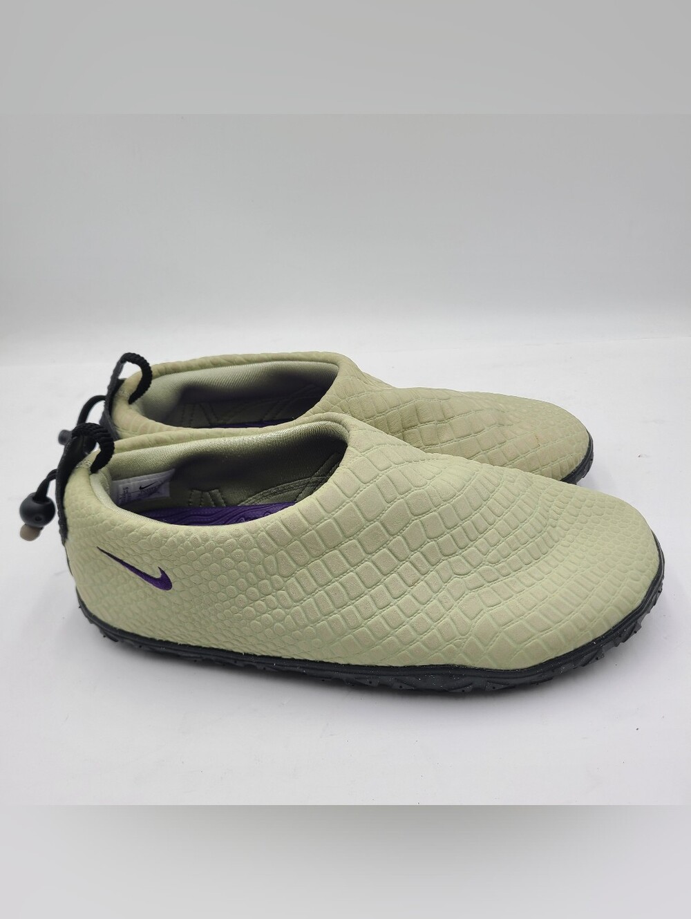 B39 *Nike ACG MOC 'Olive Aura' Size 12